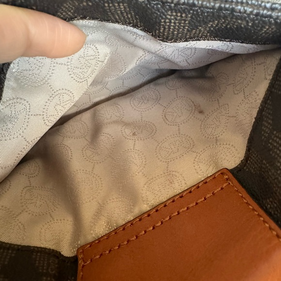 Michael Kors Fulton Crossbody Bag Brown Monogram - Picture 13 of 17